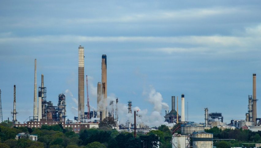 OPEC is pumping and USD is up, but Oil doesn't care