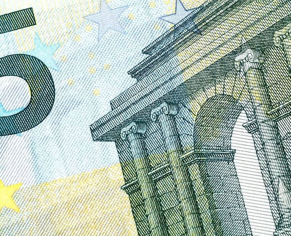 Euro gains support