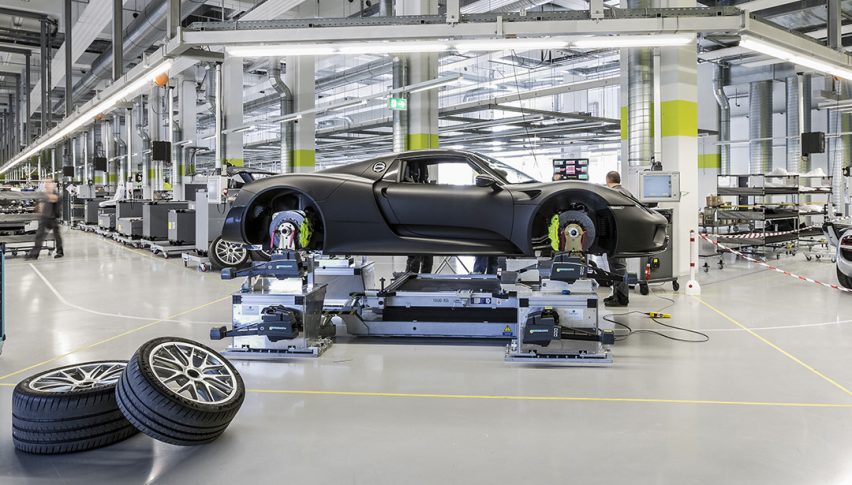 Manufacturing grows in Europe despite tariffs from Trump