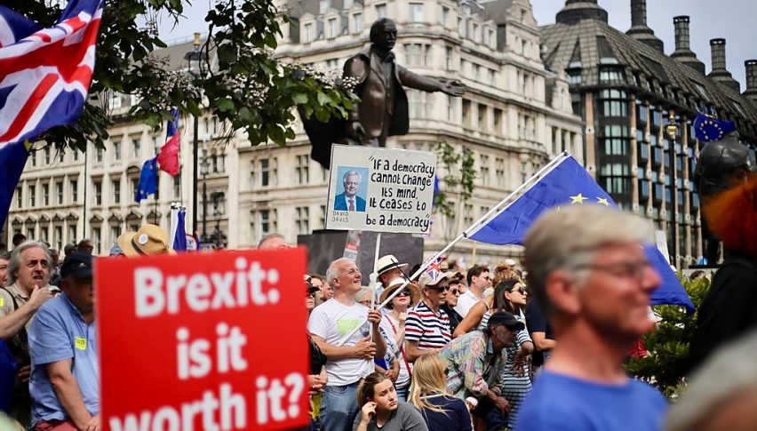 No-deal Brexit hurts Irish consumer sentiment
