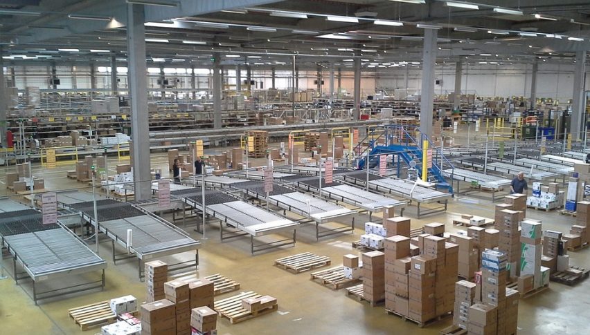 Ireland's Manufacturing Sector Witnesses Contraction in December