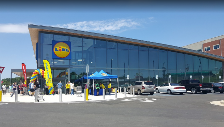 UK consumers spent less for Christmas this year