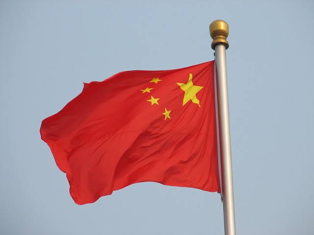 China's Manufacturing Activity Remains Flat While Services Picks Up in January