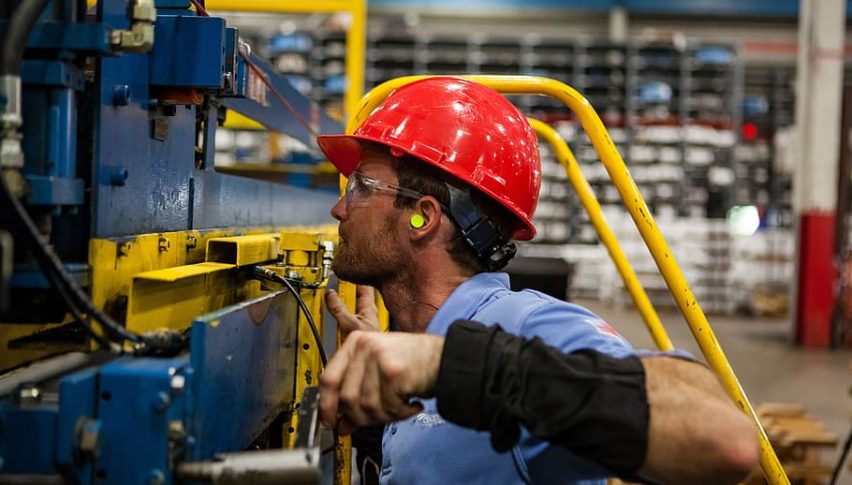 ISM manufacturing heads towards contraction again in the US