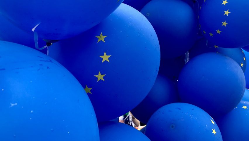 EU Finance Ministers Agree on New Rescue Package