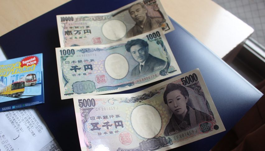 Japan's Household Spending Contracts at a Faster Pace