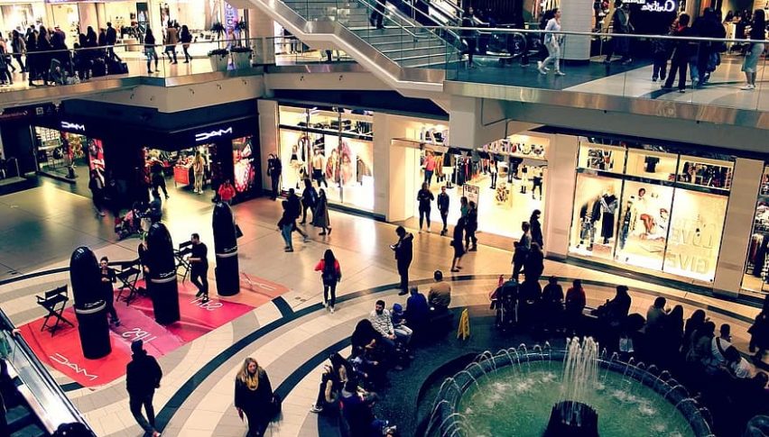 German Retail Sales Decline in July, Miss Expectations