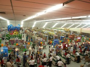 Japan's Household Spending, Real Wages Decline in September