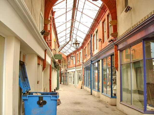 UK Retail Footfall Suffers Due to Latest Round of Lockdowns