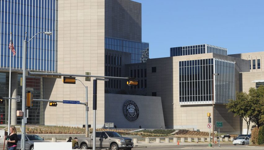 Dallas Fed President Kaplan Sees No Rate Hike at Least Until End-2022