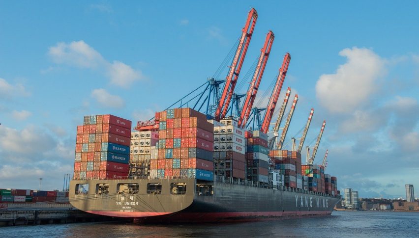 China's Economic Recovery Under Pressure as Exports, CPI Slide