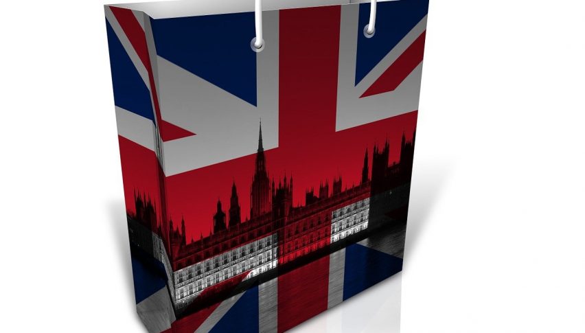 UK's Consumer Spending Rebounds, Grows Past Pre-Pandemic Levels in 2021