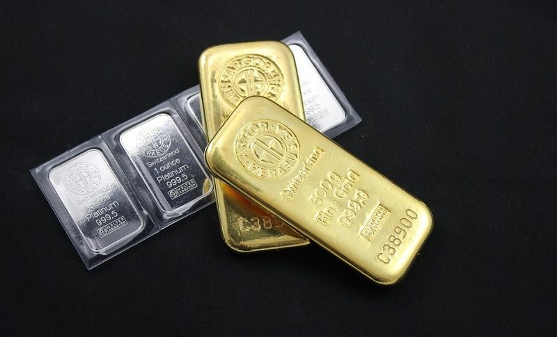 Cash flowing into the USD as one of the few remaining safe haven