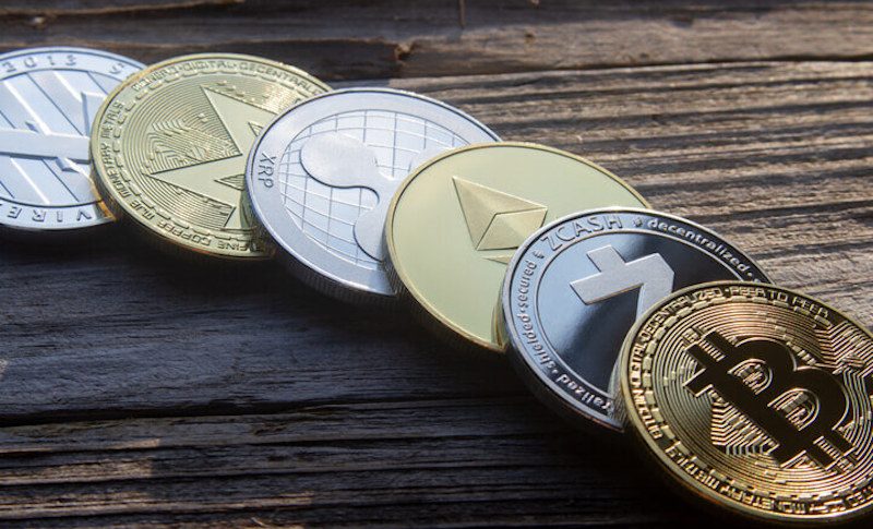 The sentiment remains slightly bullish in the crypto market