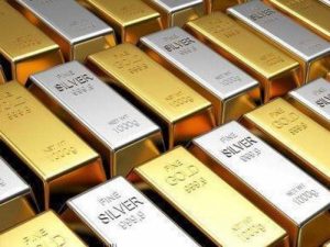 Gold is losing while Silver is gaining momentum today