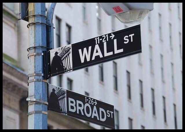 Upbeat Retail Sales Data Contributes To Rally On Wall Street