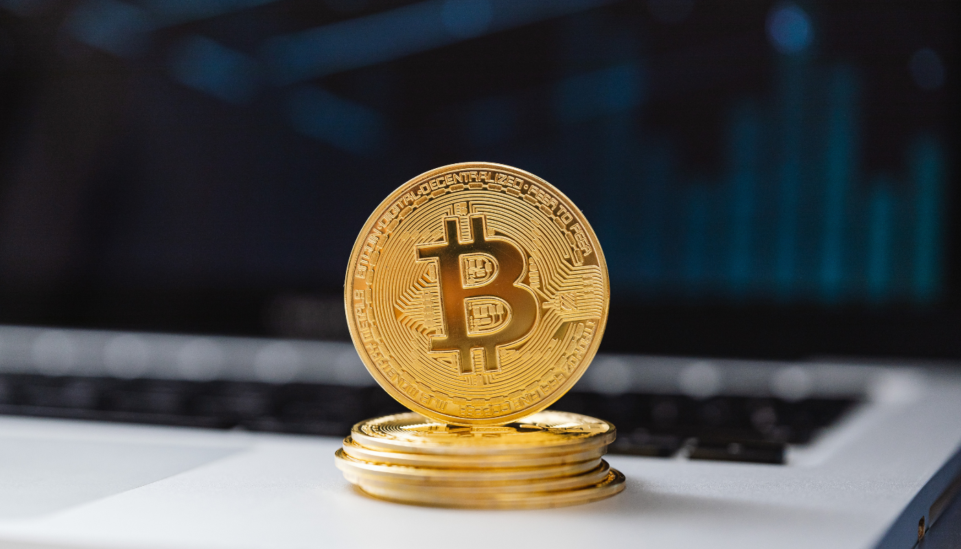 Bitcoin bullish flag on the weekly chart