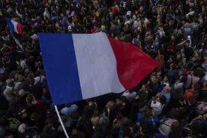 France is electing the new prime minister today
