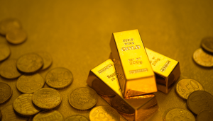 Gold still holding above $2,600