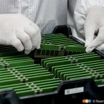 MU Stock Rebound Extends After Crash, but Obstacles Remain for Micron