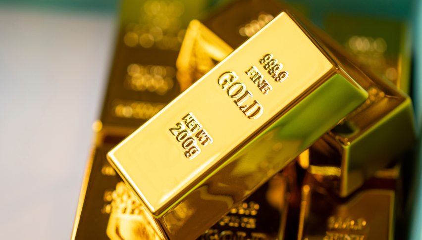 XAU/USD Eyes Breakout as Fed Signals Two Rate Cuts in 2025