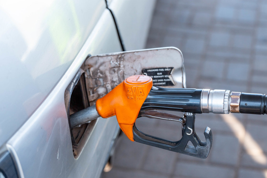WTI Oil is $1 today, but the trend is bearish overall