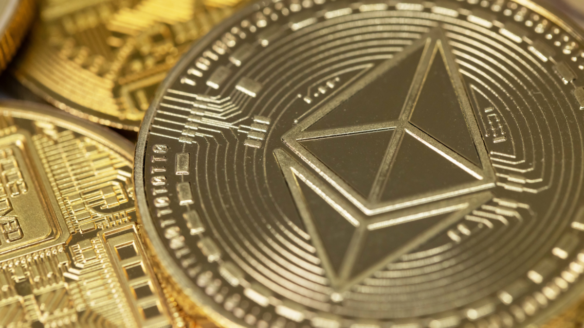 Ethereum Price Momentum and the 2025 DeFi Lending Revolution: Mutuum  Finance (MUTM) Emerges as a Strong Contender - Forex News by FX Leaders