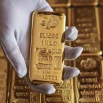 Gold Bulls Refuse to Quit: Investors Stay Optimistic After Epic 65% 2025 Rally