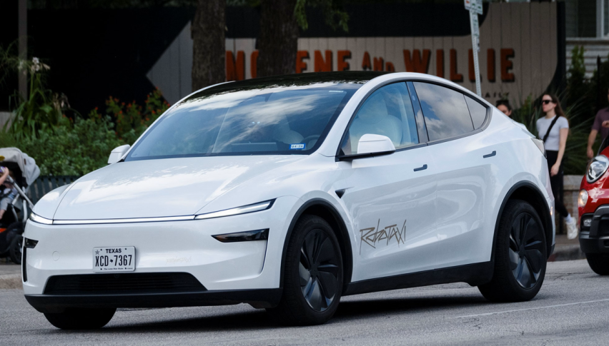 Tesla’s Self-Driving Ride Begins—Investors Hit the Accelerator