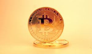 Crypto Turbulence Eases as Bitcoin Rebounds on Dovish Fed and ETF Demand