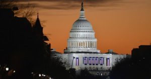 U.S. Shutdown Drags On, Delaying Jobs Report and Testing Market Resilience