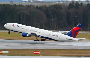 Delta Air Lines Gains Altitude on Bullish Forecasts and Strong Momentum