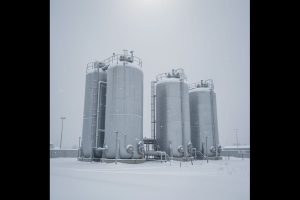 LNG rates climb slightly on cold weather snap.