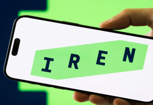 IREN Gains Momentum, Though Valuation and Scaling Challenges Persist