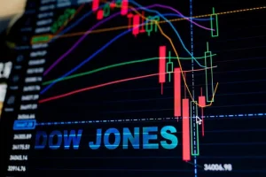 Dow Futures Break Higher: Earnings + Cooling Yields Fuel Rally Toward Highs