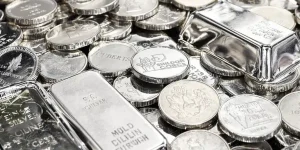 Silver Holds Tight Range After Speculative Unwind; $68 Break Key for XAG/USD Q3 Upside