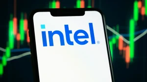 Intel Falls to $90 as High Capex and Nvidia, AMD Competition Weigh on Outlook